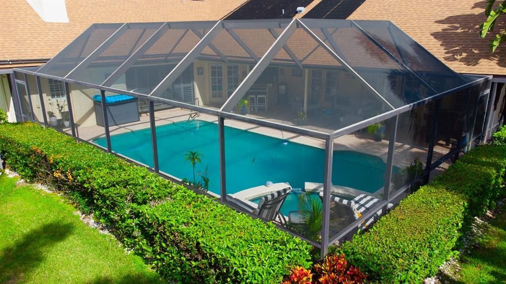 合同活跃: $1,150,000 (4 贝兹, 3 浴室, 3219 平方英尺)