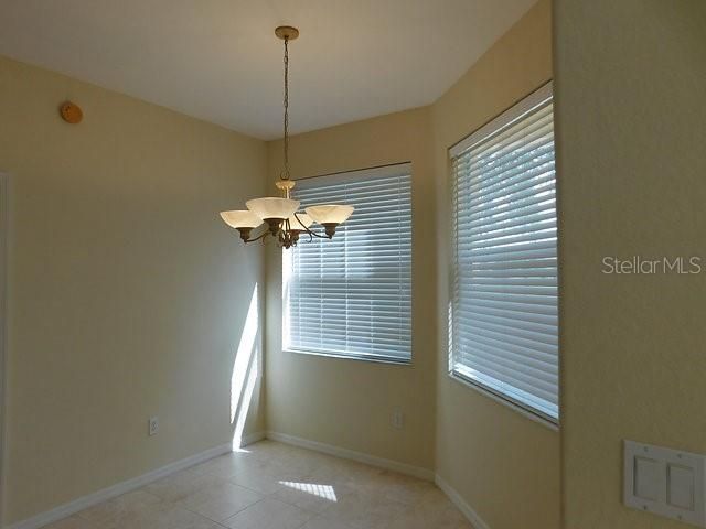 出租: $1,900 (3 贝兹, 2 浴室, 1383 平方英尺)