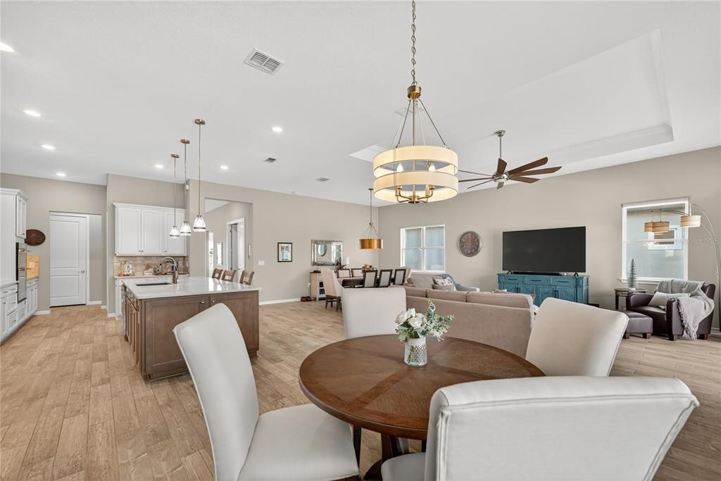 待售: $769,900 (3 贝兹, 3 浴室, 2955 平方英尺)