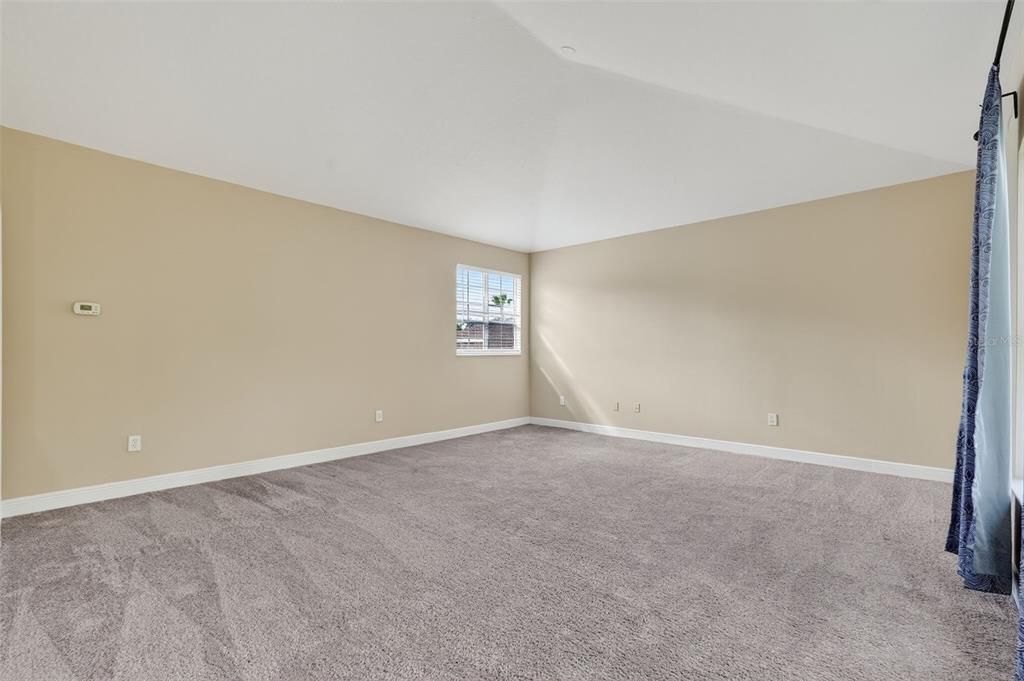 En Venta: $645,000 (5 camas, 3 baños, 3530 Pies cuadrados)