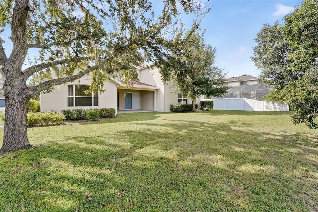 En Venta: $645,000 (5 camas, 3 baños, 3530 Pies cuadrados)