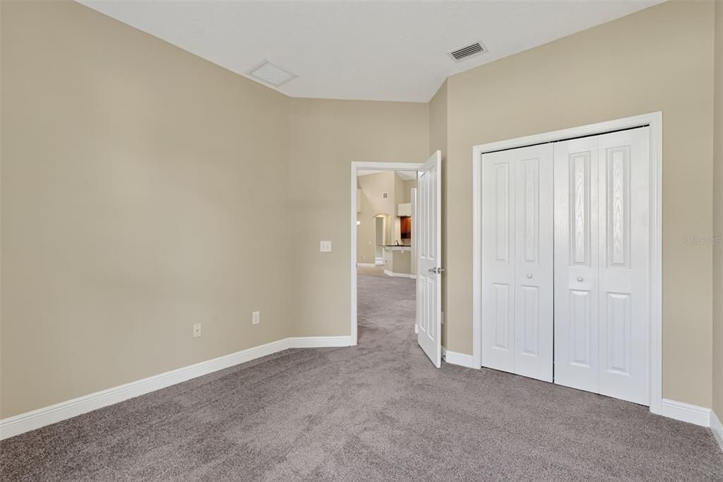 En Venta: $645,000 (5 camas, 3 baños, 3530 Pies cuadrados)