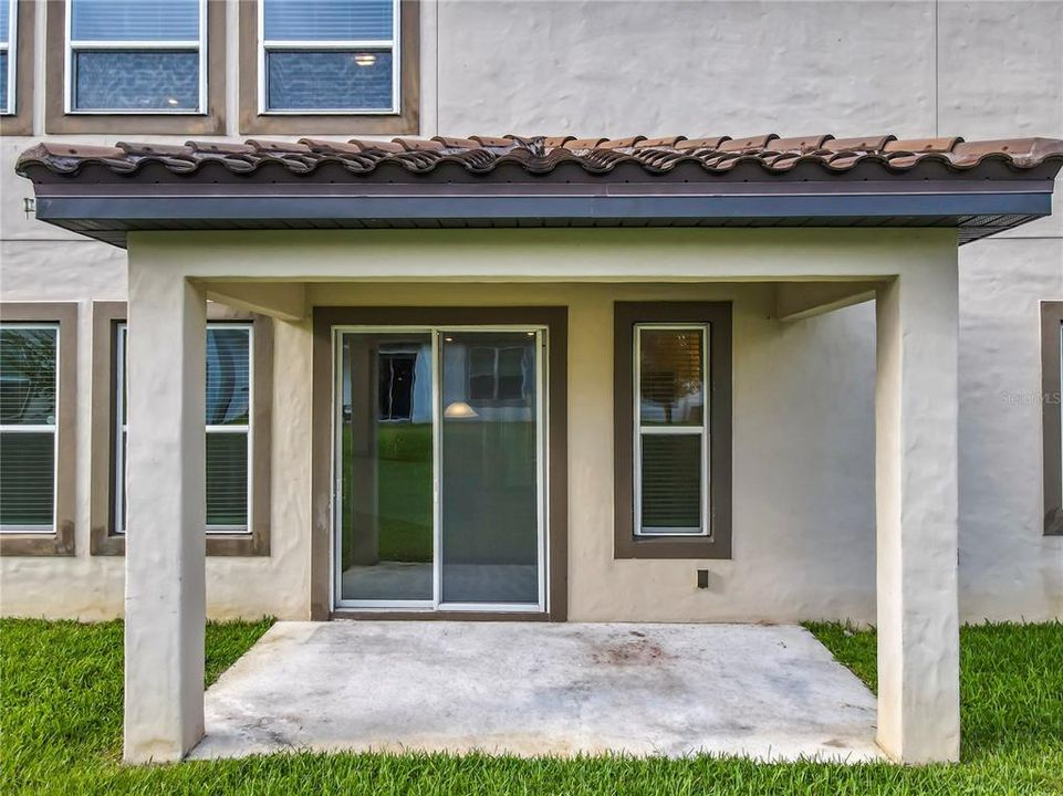 For Sale: $745,000 (7 beds, 4 baths, 4700 Square Feet)