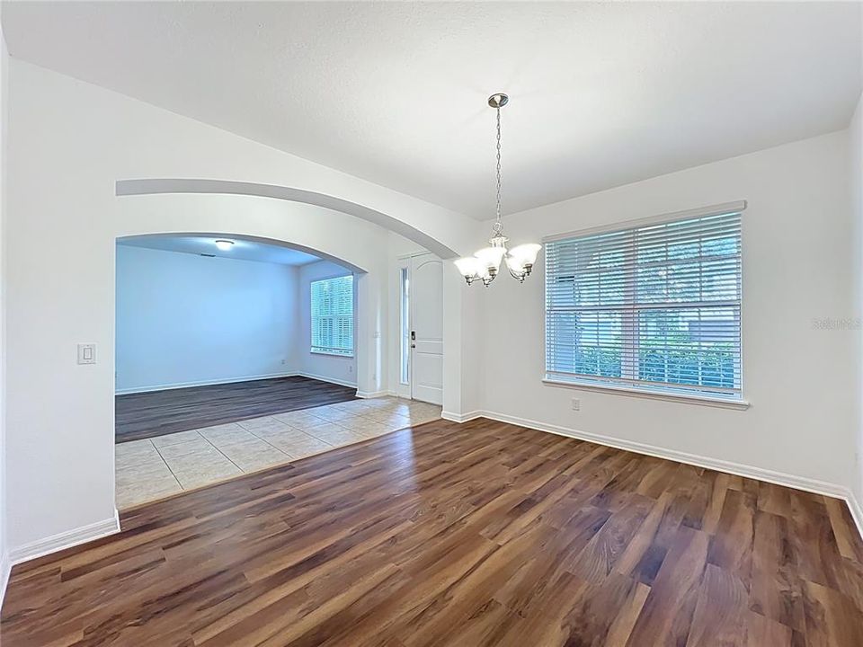 For Sale: $745,000 (7 beds, 4 baths, 4700 Square Feet)