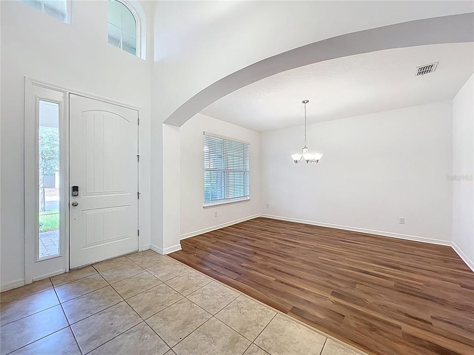 For Sale: $745,000 (7 beds, 4 baths, 4700 Square Feet)