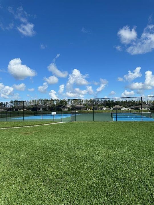 Active With Contract: $329,500 (4 beds, 2 baths, 1846 Square Feet)