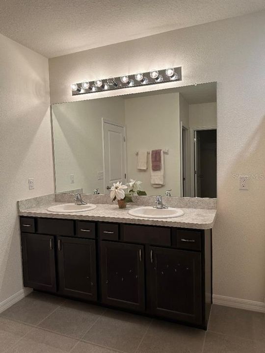 Active With Contract: $329,500 (4 beds, 2 baths, 1846 Square Feet)