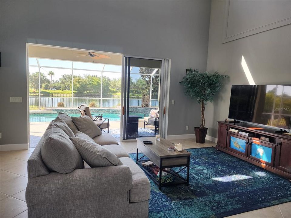 В аренду: $3,500 (4 спален, 3 ванн, 2962 Квадратных фут)