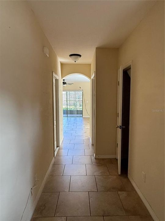 На продажу: $325,000 (3 спален, 2 ванн, 1369 Квадратных фут)