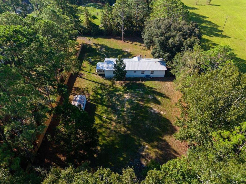 待售: $230,000 (5 贝兹, 2 浴室, 2052 平方英尺)