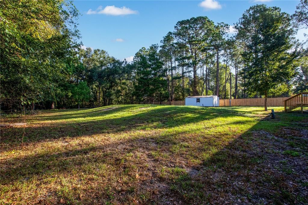 待售: $230,000 (5 贝兹, 2 浴室, 2052 平方英尺)