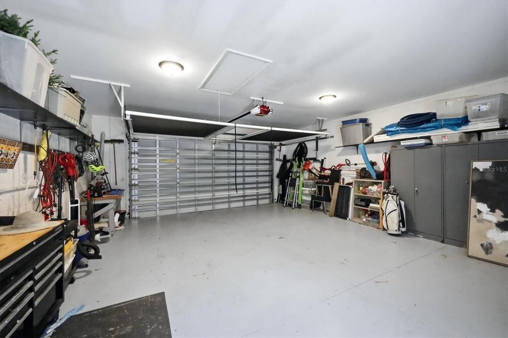 Active With Contract: $1,000,000 (3 beds, 2 baths, 2239 Square Feet)