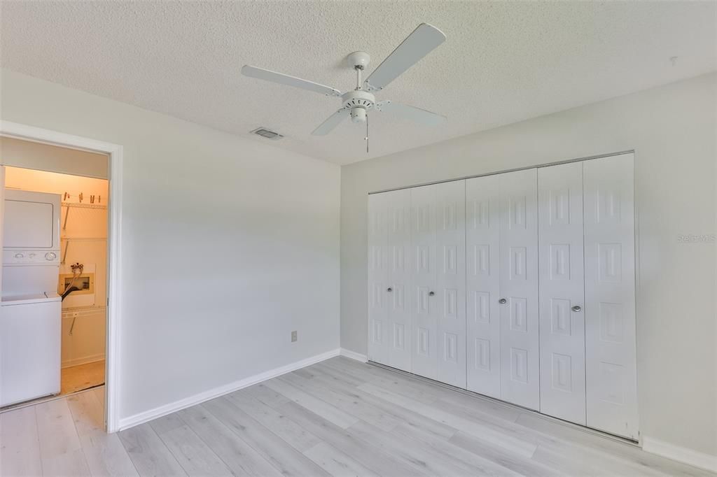 На продажу: $189,000 (2 спален, 2 ванн, 1378 Квадратных фут)