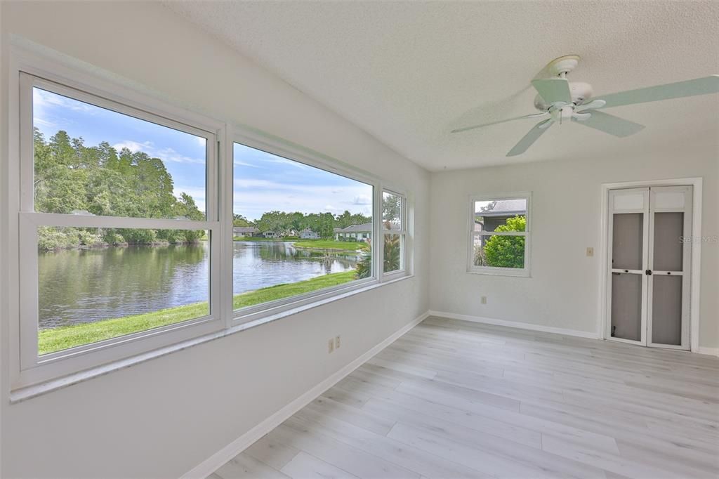 На продажу: $189,000 (2 спален, 2 ванн, 1378 Квадратных фут)