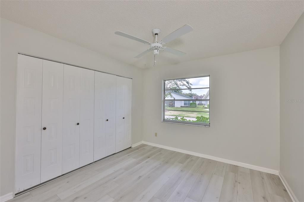 На продажу: $189,000 (2 спален, 2 ванн, 1378 Квадратных фут)