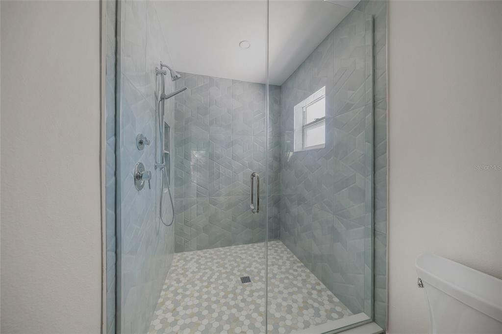 For Sale: $2,700,000 (3 beds, 3 baths, 2343 Square Feet)