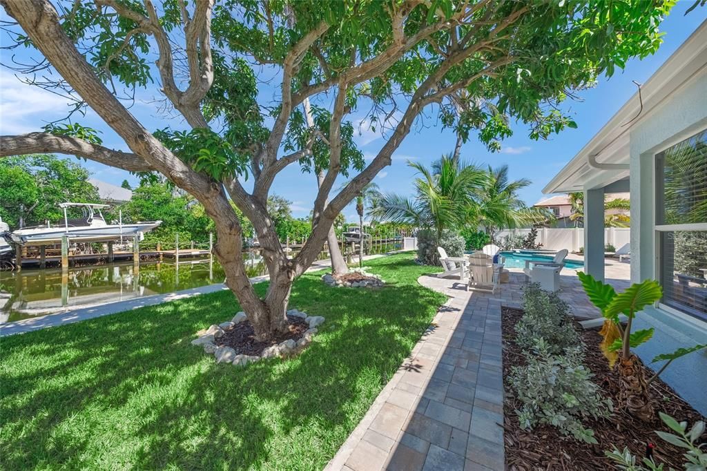 For Sale: $2,700,000 (3 beds, 3 baths, 2343 Square Feet)