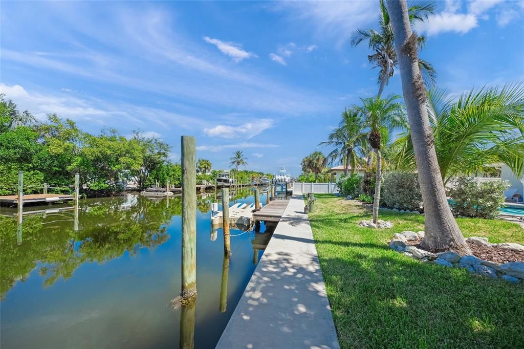 For Sale: $2,700,000 (3 beds, 3 baths, 2343 Square Feet)