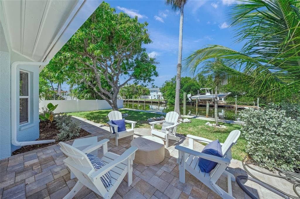 For Sale: $2,700,000 (3 beds, 3 baths, 2343 Square Feet)