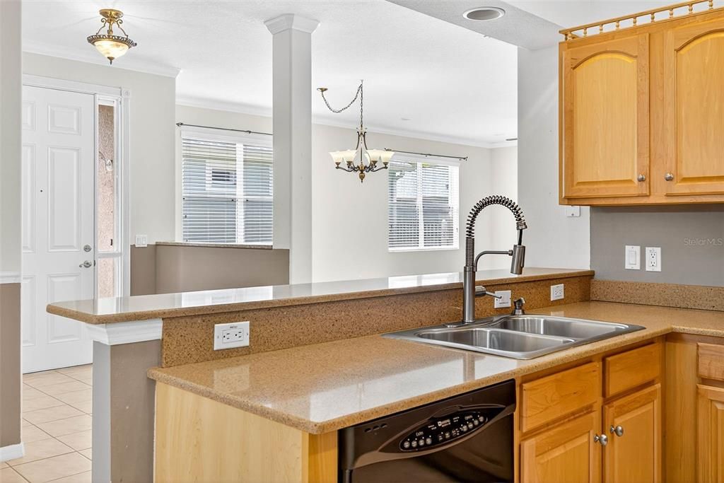 待售: $364,900 (3 贝兹, 2 浴室, 1664 平方英尺)