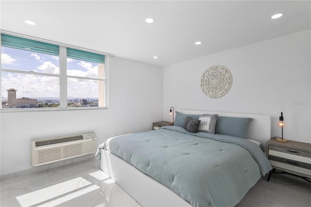 En Renta: $6,950 (3 camas, 2 baños, 2187 Pies cuadrados)