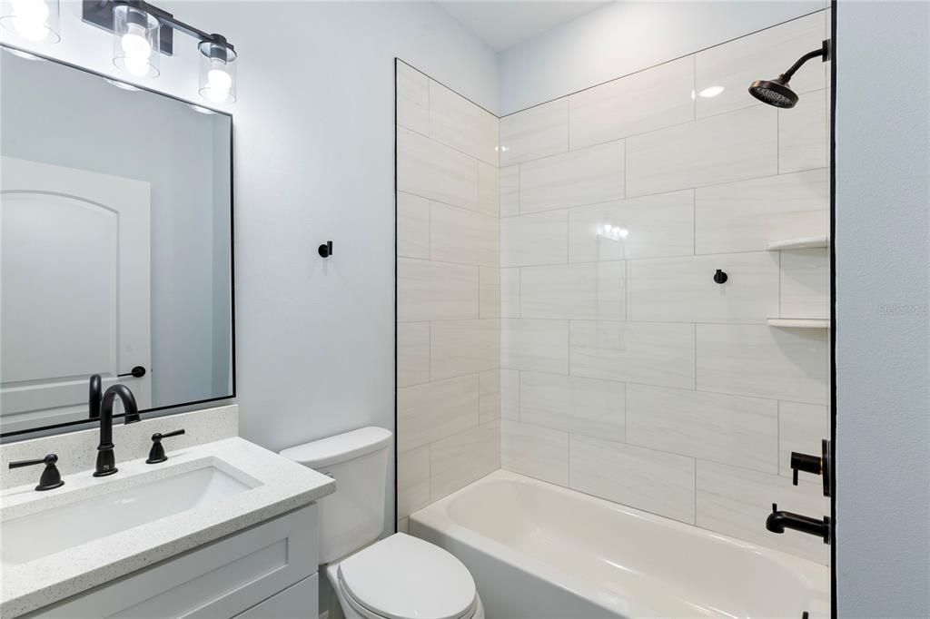 На продажу: $499,900 (3 спален, 2 ванн, 2244 Квадратных фут)