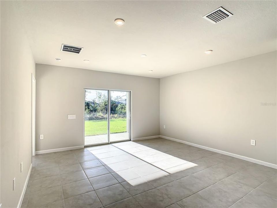 En Renta: $1,699 (3 camas, 2 baños, 1496 Pies cuadrados)