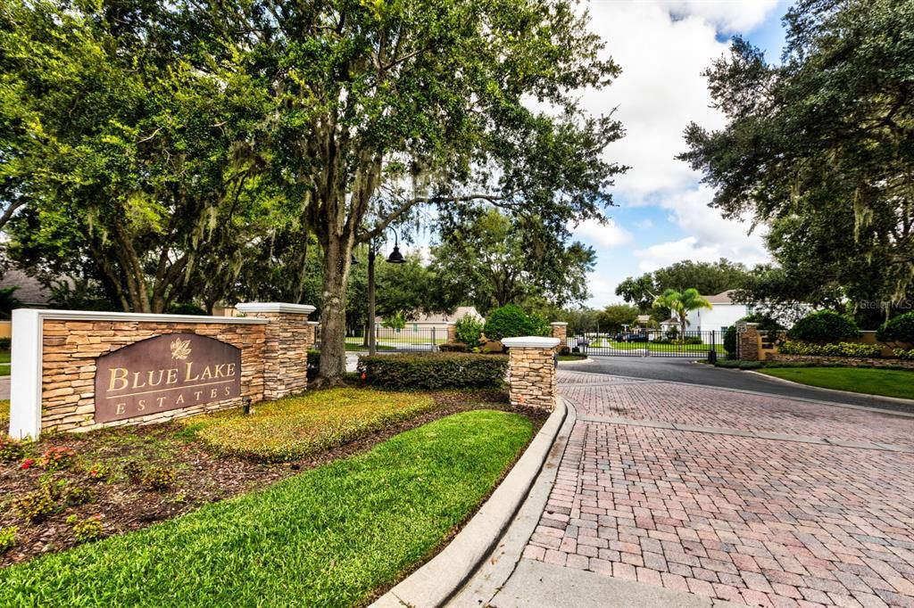 For Sale: $520,000 (4 beds, 3 baths, 2841 Square Feet)