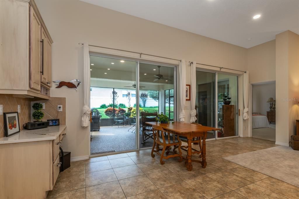 For Sale: $520,000 (4 beds, 3 baths, 2841 Square Feet)