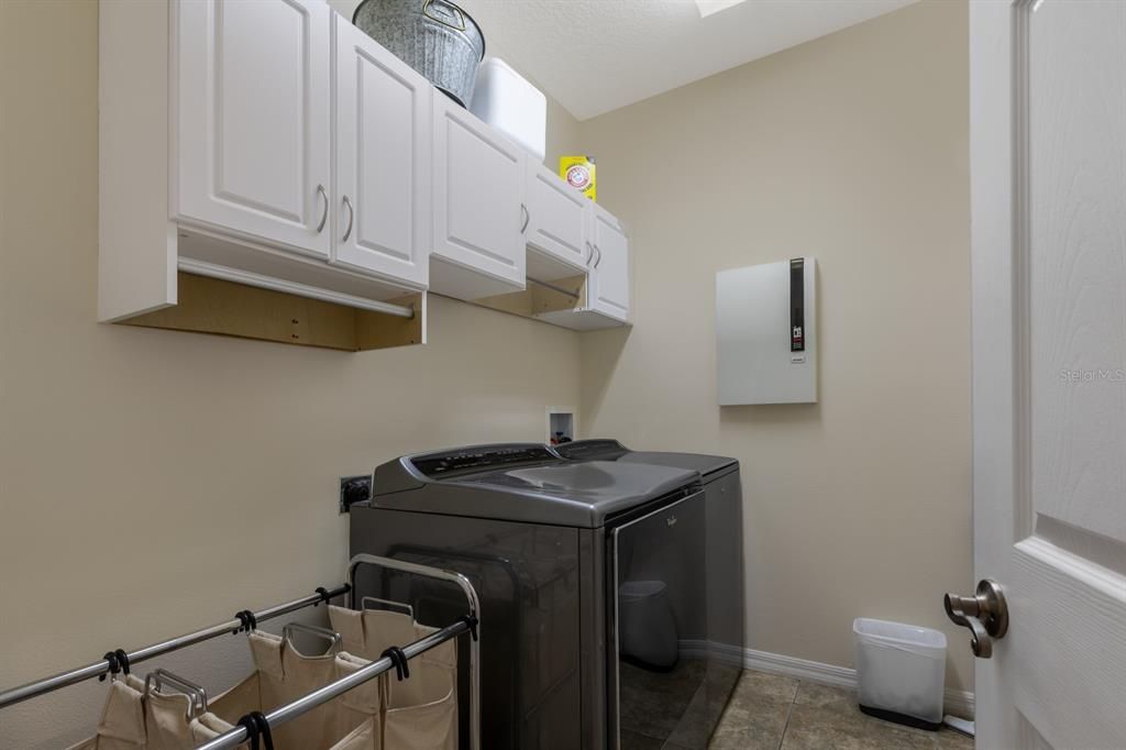 For Sale: $520,000 (4 beds, 3 baths, 2841 Square Feet)