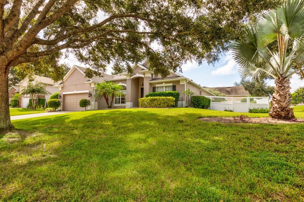 For Sale: $520,000 (4 beds, 3 baths, 2841 Square Feet)