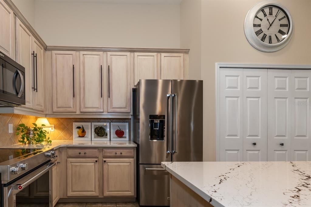 For Sale: $520,000 (4 beds, 3 baths, 2841 Square Feet)