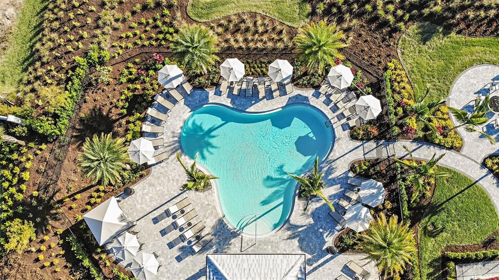 Activo con contrato: $299,000 (3 camas, 2 baños, 1373 Pies cuadrados)