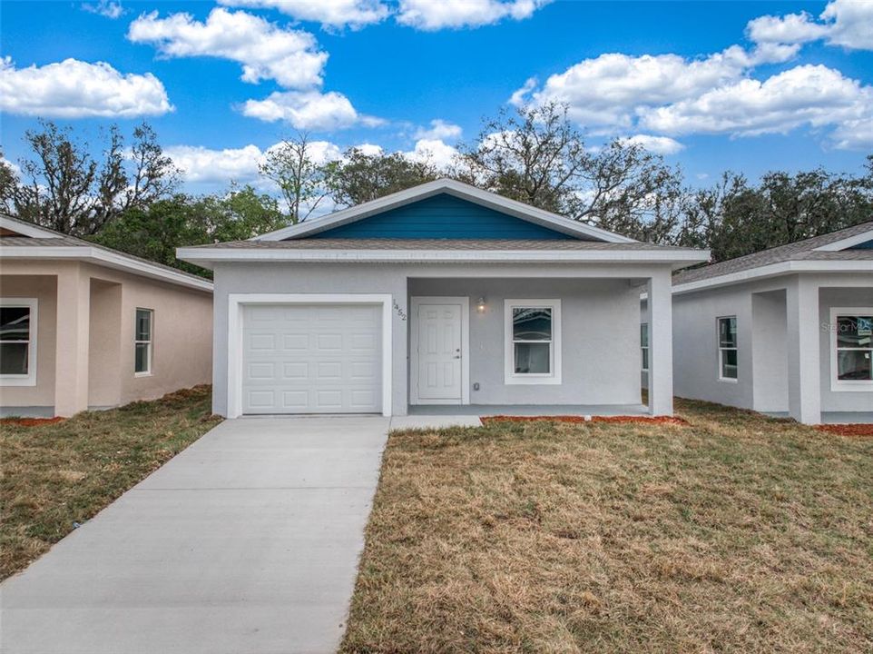 Recently Rented: $1,700 (3 beds, 2 baths, 1330 Square Feet)