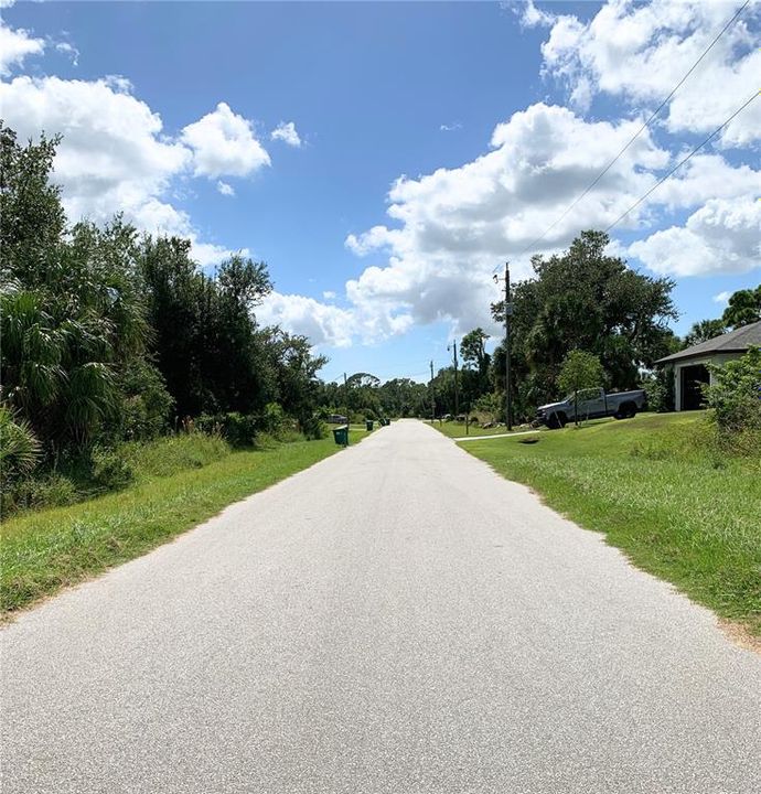 En Venta: $65,000 (0.52 acres)