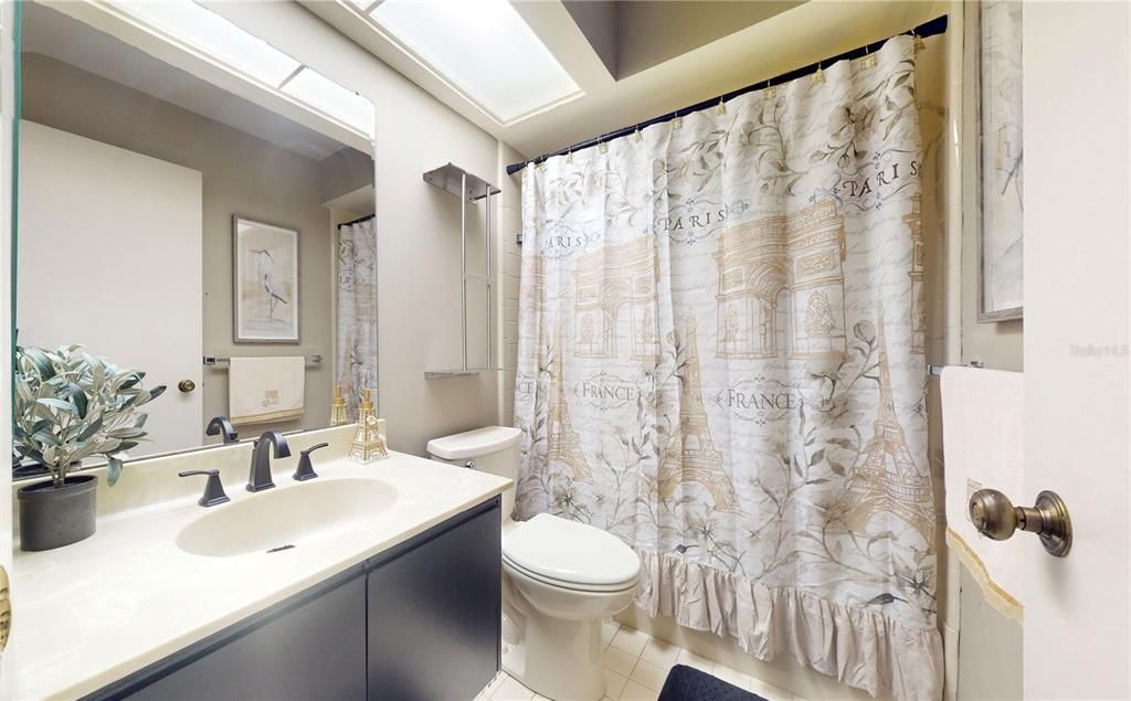 For Sale: $575,000 (3 beds, 2 baths, 1848 Square Feet)