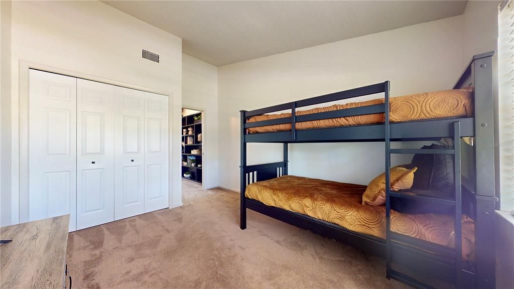 For Sale: $575,000 (3 beds, 2 baths, 1848 Square Feet)