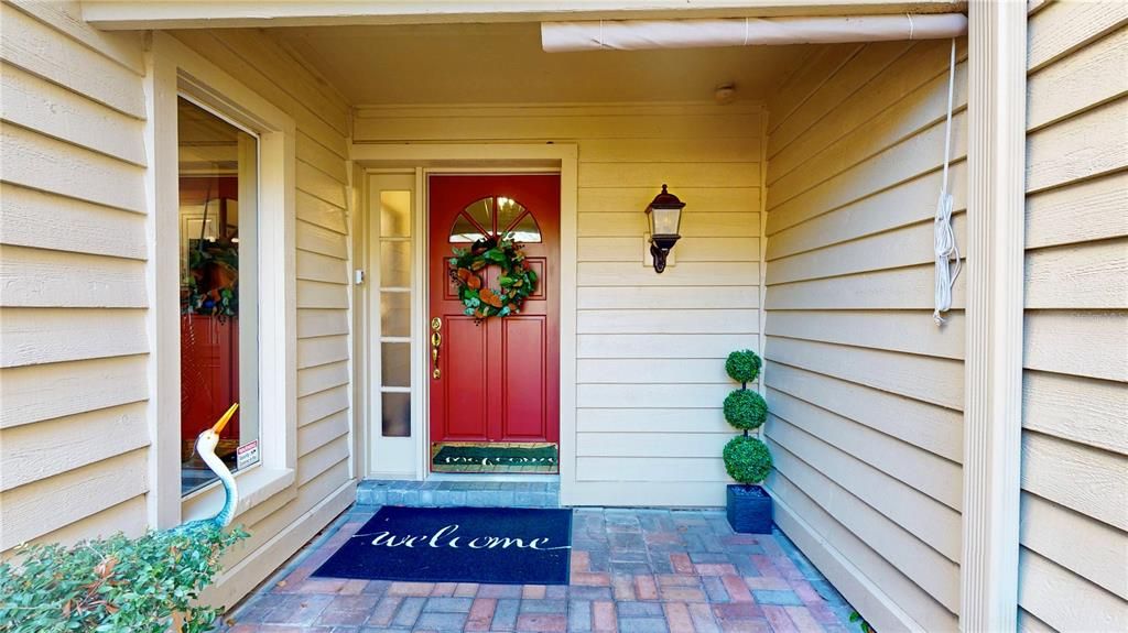 For Sale: $575,000 (3 beds, 2 baths, 1848 Square Feet)