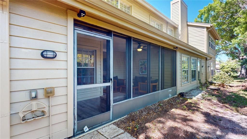 For Sale: $575,000 (3 beds, 2 baths, 1848 Square Feet)