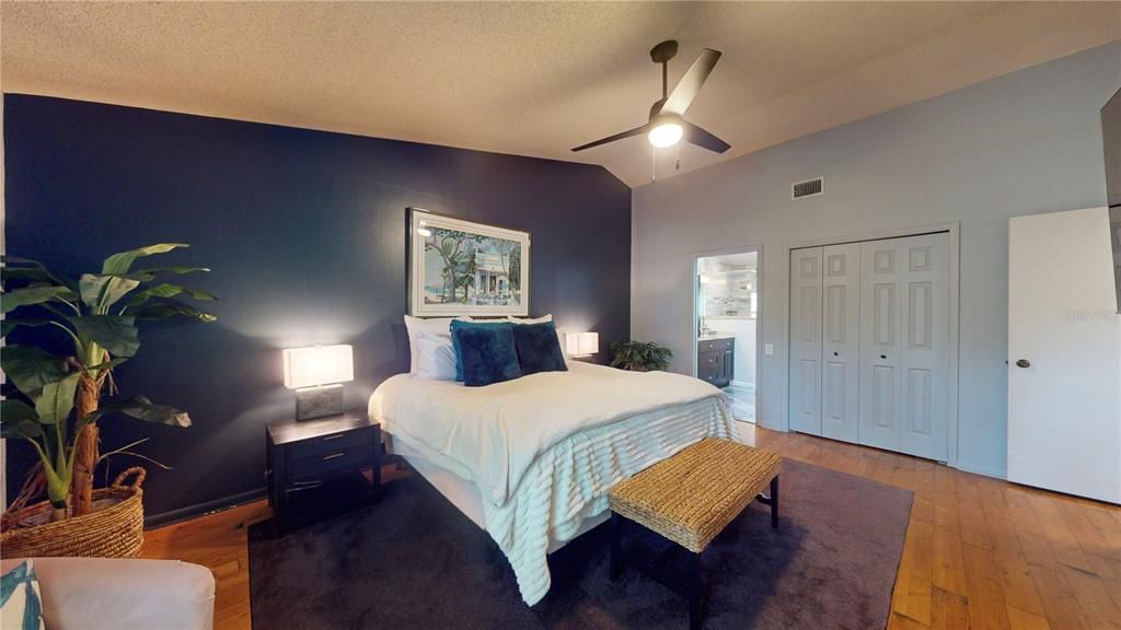 For Sale: $575,000 (3 beds, 2 baths, 1848 Square Feet)