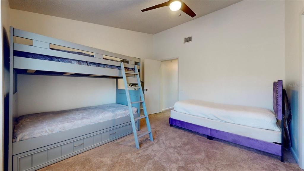 For Sale: $575,000 (3 beds, 2 baths, 1848 Square Feet)