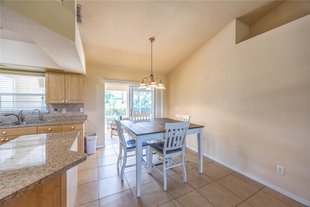 For Sale: $380,000 (4 beds, 2 baths, 1718 Square Feet)