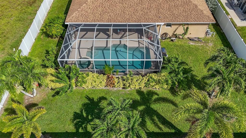 For Sale: $380,000 (4 beds, 2 baths, 1718 Square Feet)