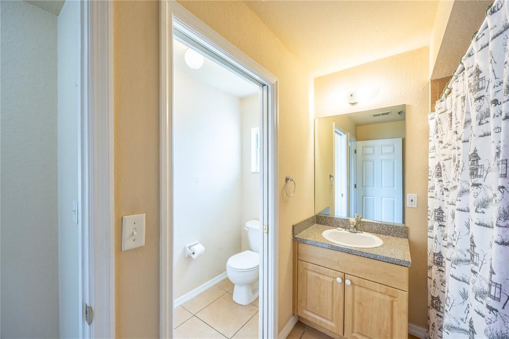 For Sale: $380,000 (4 beds, 2 baths, 1718 Square Feet)