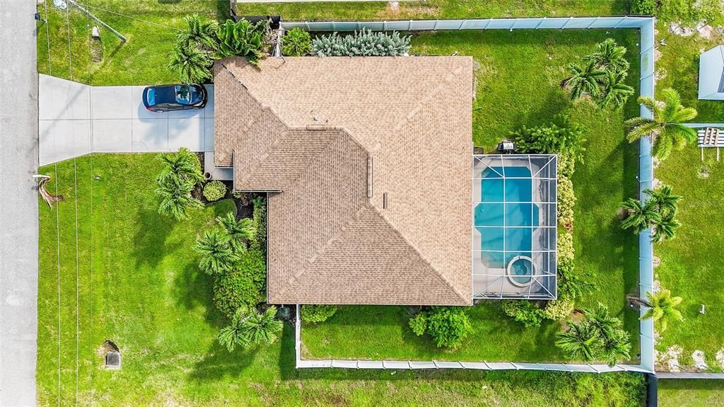 For Sale: $380,000 (4 beds, 2 baths, 1718 Square Feet)