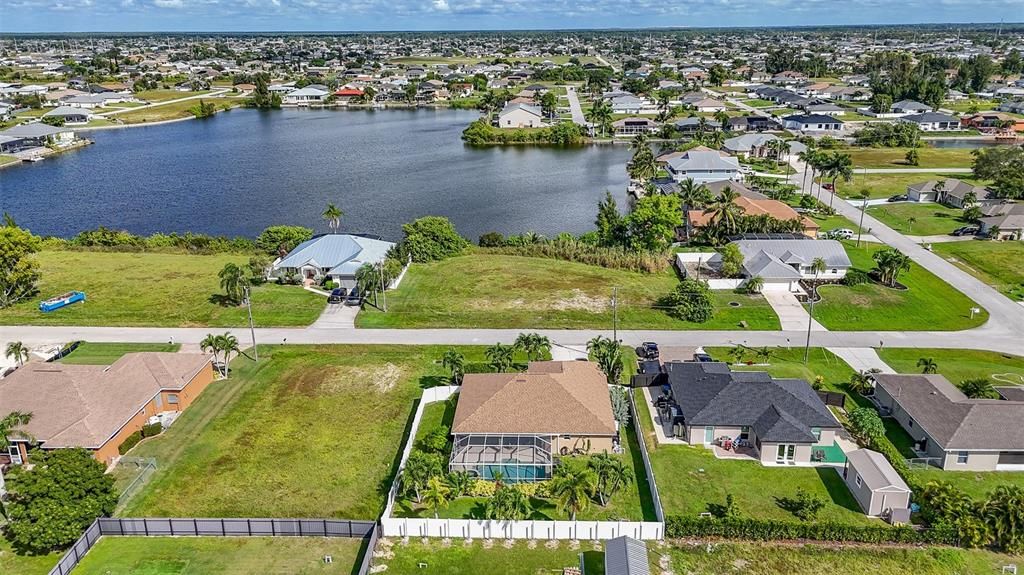 For Sale: $380,000 (4 beds, 2 baths, 1718 Square Feet)