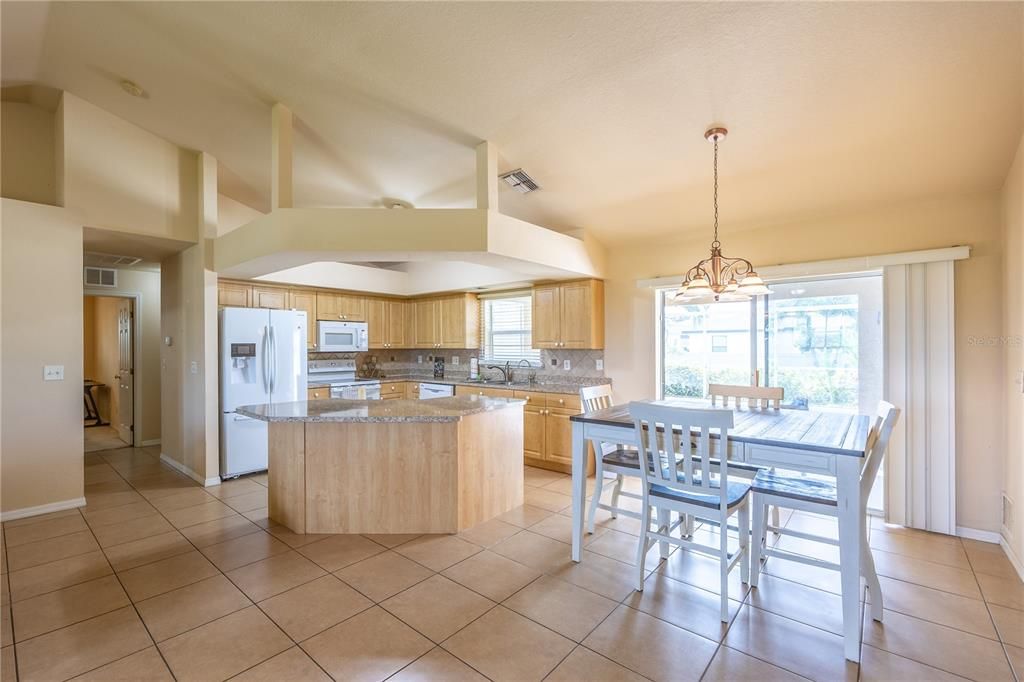 For Sale: $380,000 (4 beds, 2 baths, 1718 Square Feet)