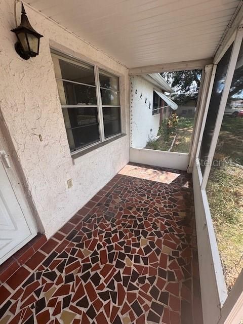 Active With Contract: $1,495 (3 beds, 2 baths, 1118 Square Feet)