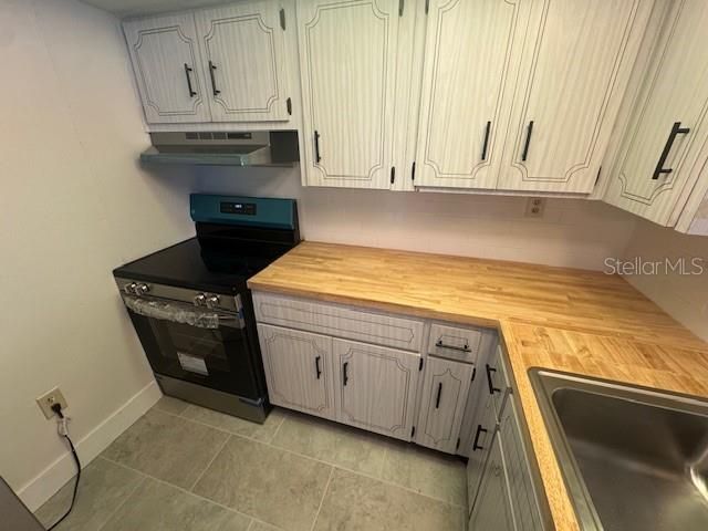 Active With Contract: $1,495 (3 beds, 2 baths, 1118 Square Feet)