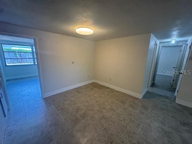 Active With Contract: $1,495 (3 beds, 2 baths, 1118 Square Feet)